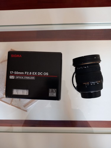 Sigma 50mm ex - f/2.8, os